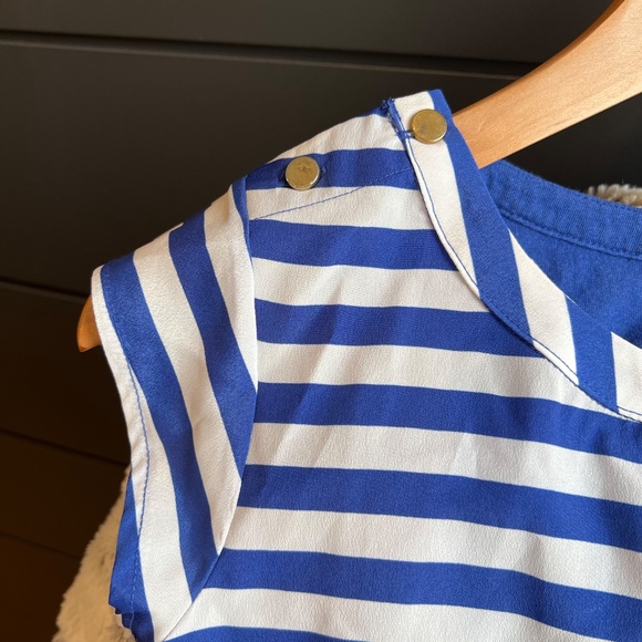 Banana Republic White & Blue Striped T-Shirt - Picture 4 of 6
